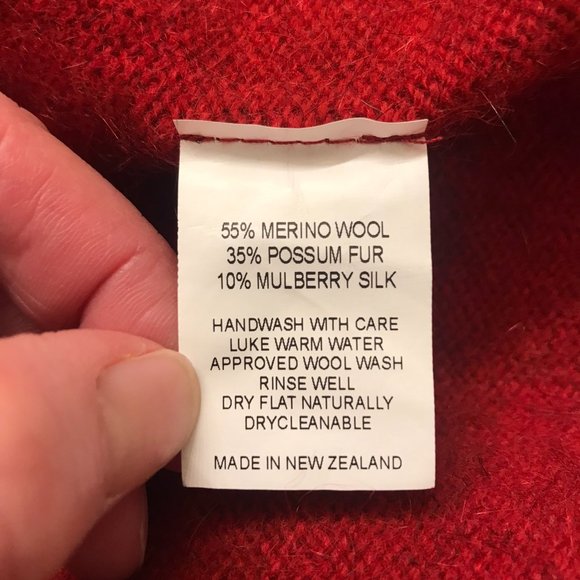 McDonald New Zealand Red Cardigan Size Small - Picture 11 of 12